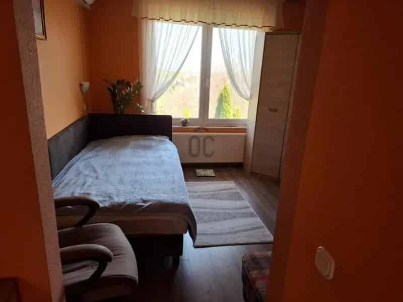 Zalakaros 144 m2-es ingatlan eladó 1428 m2 telekkel