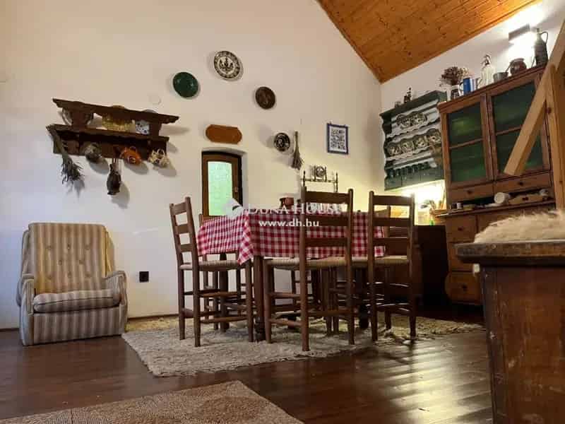 Balatonedericsi panorámás nyaraló eladó