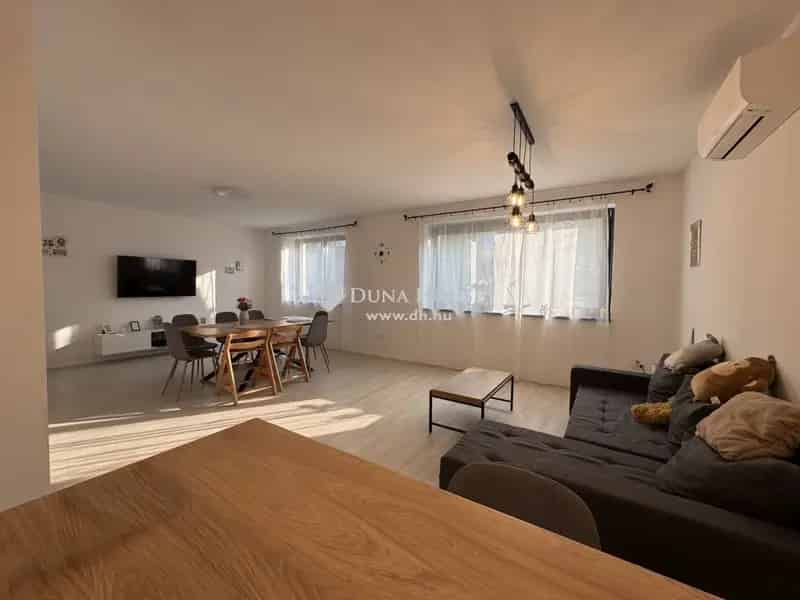 200 m2-es Felujitott Családi Ház Veszprémben - Modern Otthon
