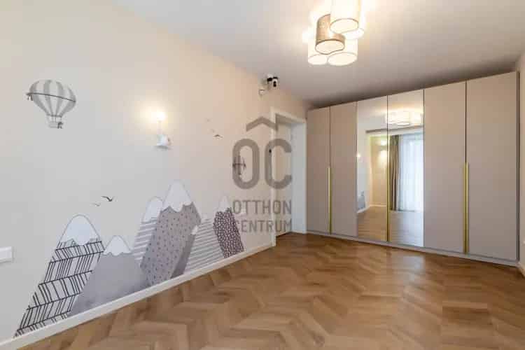 Budapest II kerület Bauhaus villa kiadó 127nm 330nm kerttel