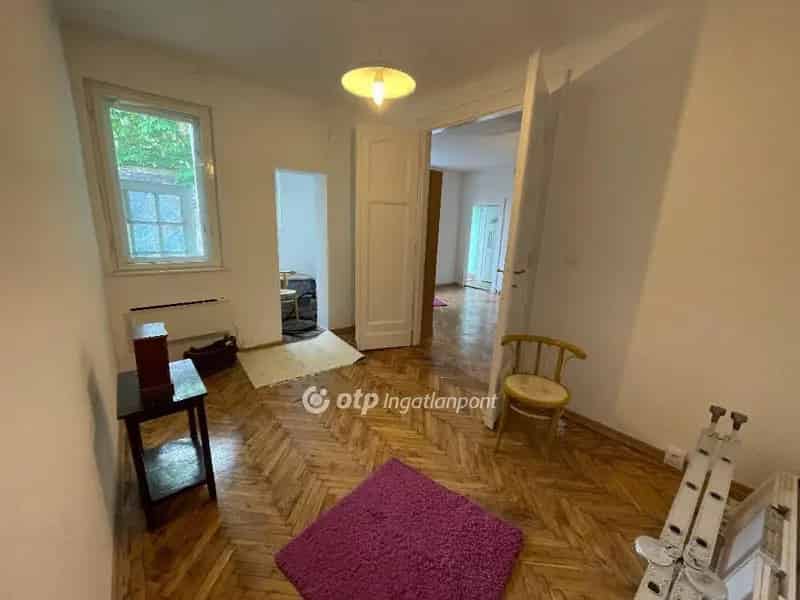 70 nm-es 3 szobás ikerházfél eladó Budapest XX kerületben