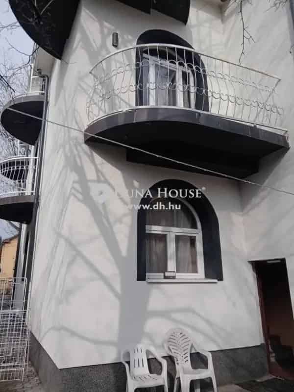Zuglói családi ház eladó - 280 m2 - Alsórákos