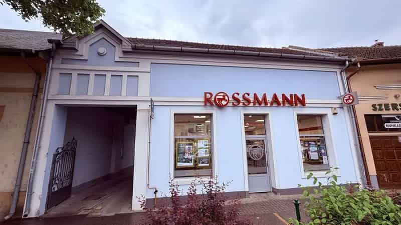 Aszód üzlethelyiség eladó - 350m2 - befektetés