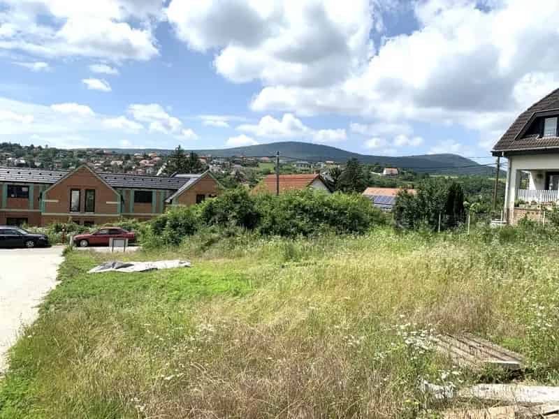Pomáz panorámás építési telek eladó