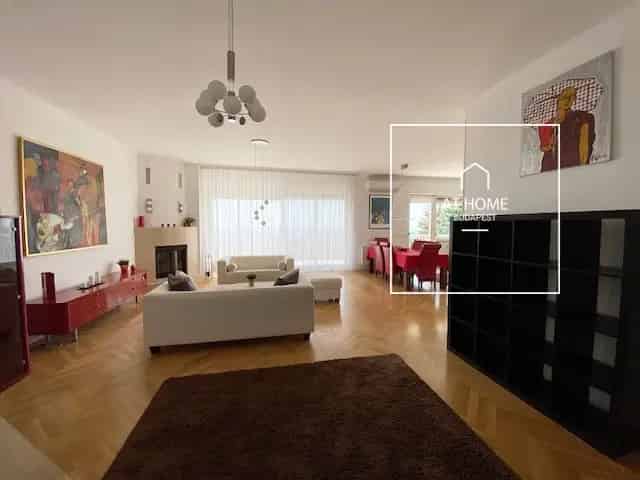 Két hálószobás zöldövezeti lakás kiadó Budapest XII. kerület, Farkasvölgy