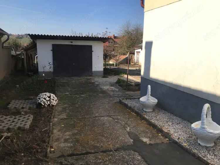 Hévízi 3 szobás családi ház eladó garázzsal