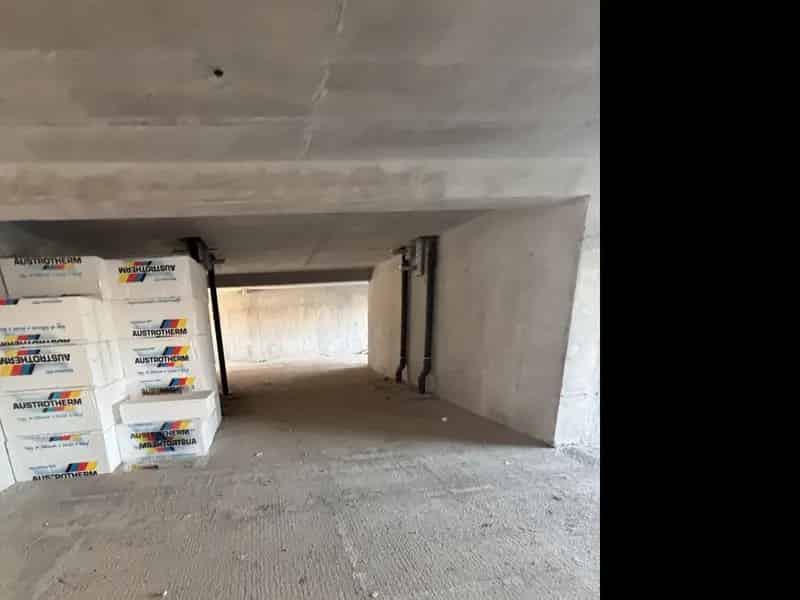 161 m2-es Üzlethelyiség Kiadó Győrben