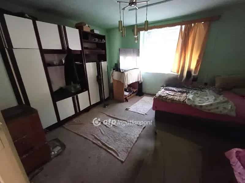 Felujítandó ház Piroskavárosban 65m2 306m2 telekkel