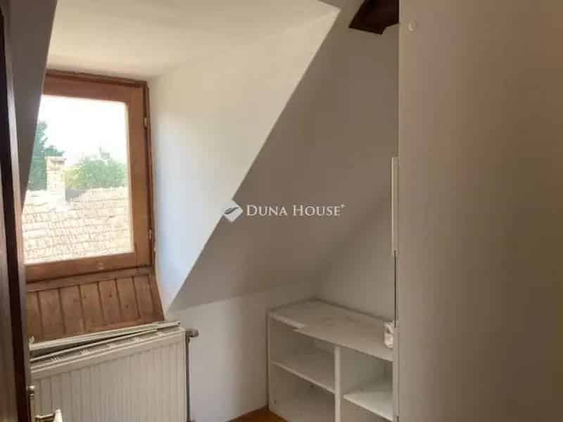 Holládi családi birtok eladó 4300nm-es telken