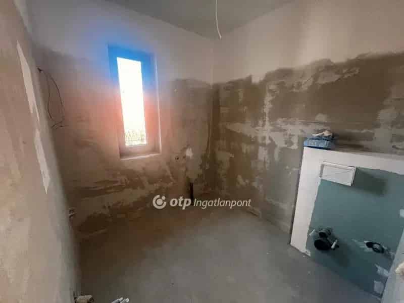 Újszegedi 207 m2-es családi ház eladó - 4 szoba, garázs, terasz