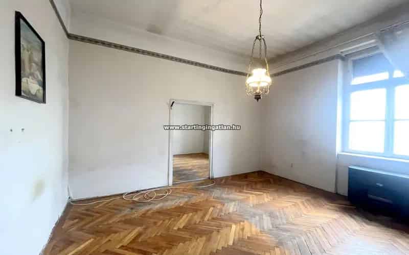 Eladó 2 szobás tégla lakás Budapest XIII kerületben