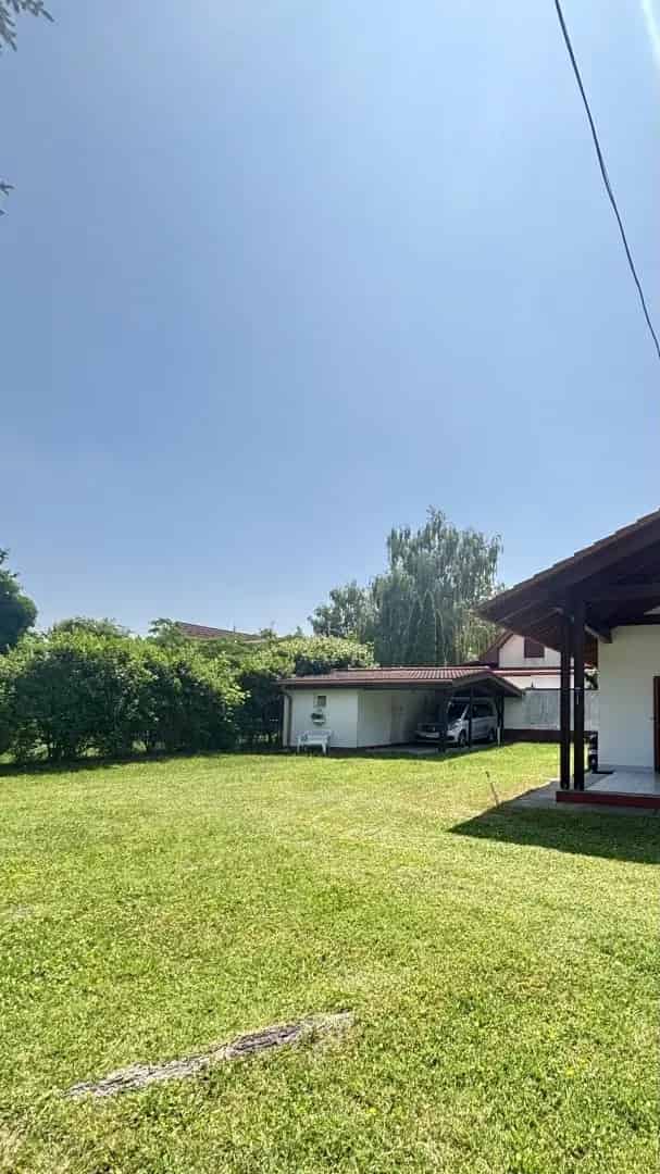 Zamárdi Balaton parti ház eladó 110nm 900nm telekkel
