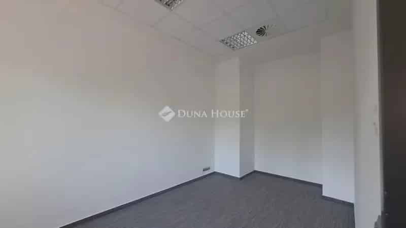 Zuglói modern iroda 250m2 - Bemutatóterem Üzlethelyiség