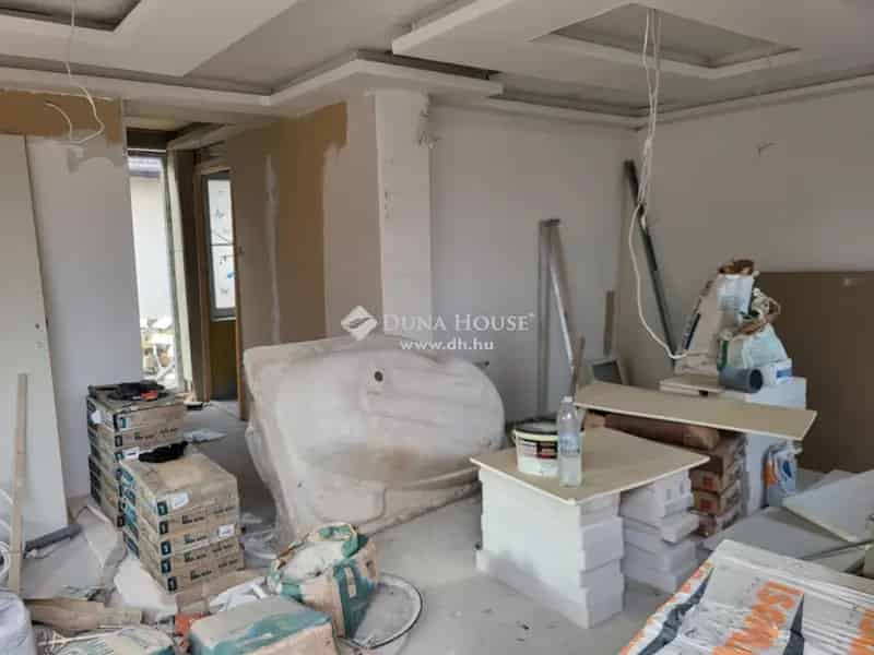 63 nm-es felújítandó családi ház Budapest 17 kerületben eladó