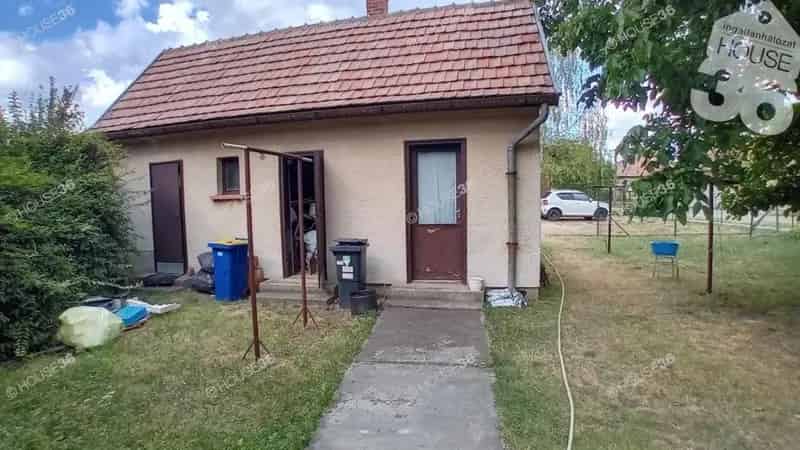 120m2 Lajosmizsei családi ház 678m2 telken eladó