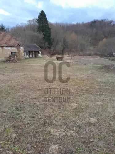 Dióskáli telek eladó patakkal tóval és kúttal