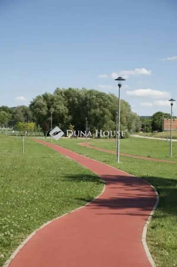 Új Építésű Ikerházak Biatorbágyon Családoknak