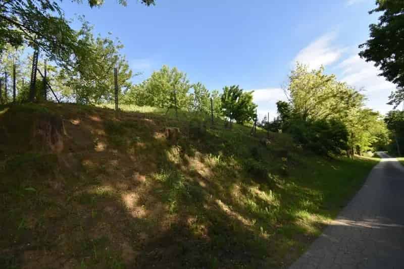 Sárhidai építési telek eladó - 890 m2, Lf1 besorolás