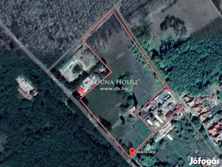 Ipari terület eladó Jánoshalmán 37702 nm 80 nm raktárral