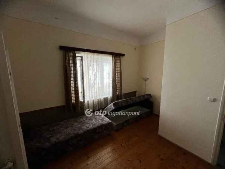 Bélapátfalva 250nm-es családi ház eladó