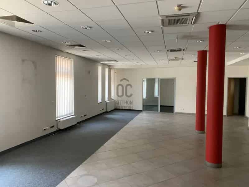 Dorog Központ 174m2 Üzlethelyiség Eladó