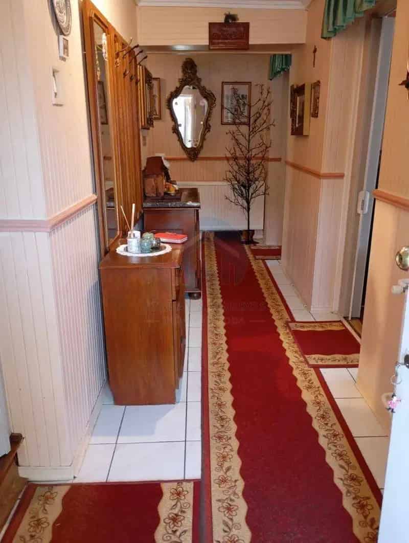 Kópháza 300m2-es 9 szobás családi ház eladó