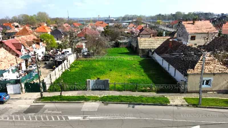 Szekszárd Újváros 1084 m2-es Telek Eladó