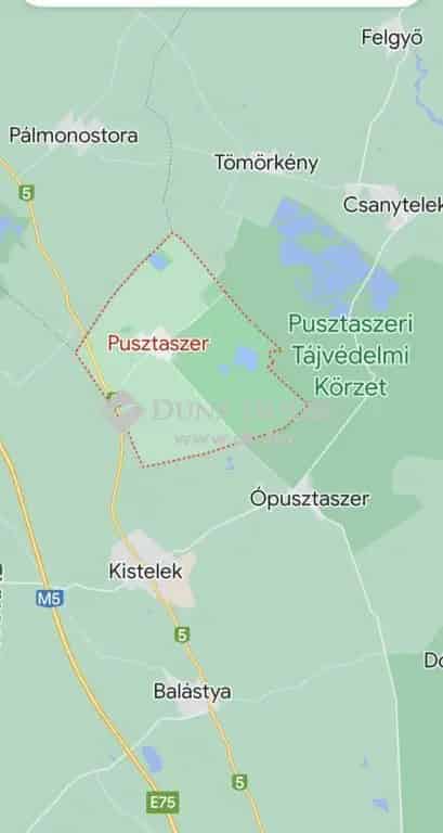 964 nm-es építési telek eladó Pusztaszeren beton alappal