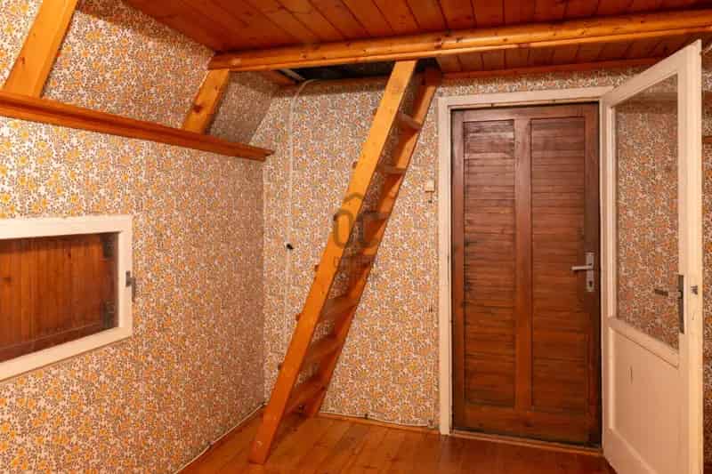 Fehérvárcsurgó hétvégi ház telek eladó
