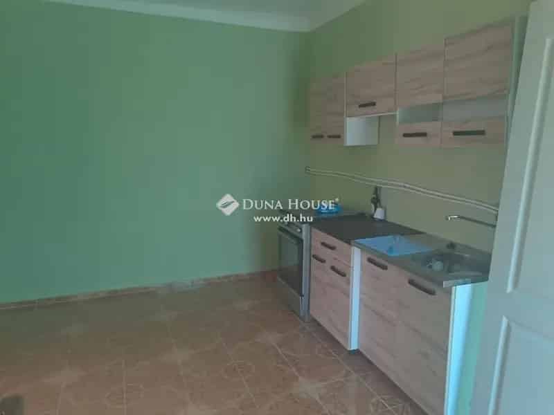 Vajszló 58m2-es 2 szobás családi ház 1300m2 telekkel