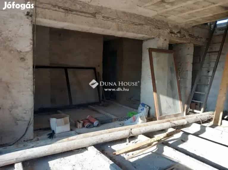 153 nm-es családi ház eladó Devecserben