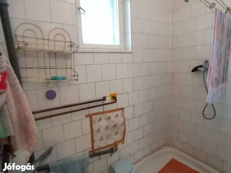 2 szobás tégla családi ház Szegeden eladó