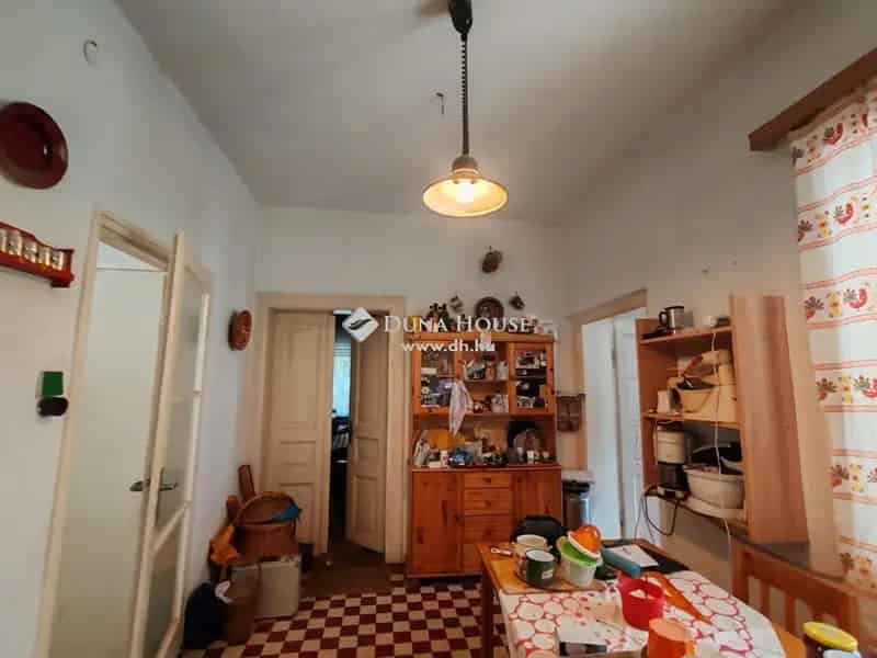 Balatonszárszó - Felújítandó ház eladó 942m2 telken