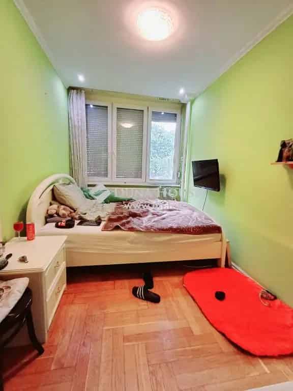 Budafoki 58 m2-es 1 2 félszobás lakás eladó