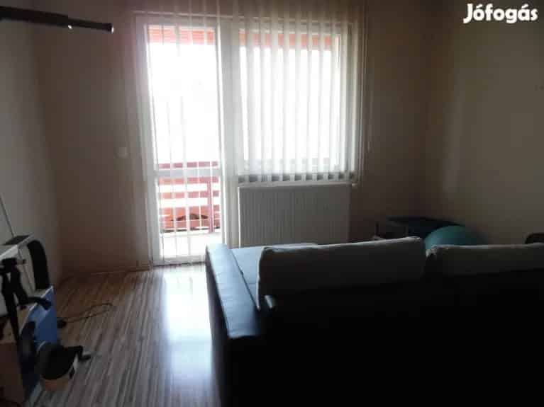 140m2-es családi ház eladó Csörnyeföldön