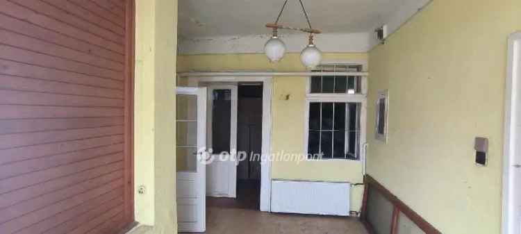 Békéscsaba Erzsébethelyi 280m2-es Ingatlan eladó