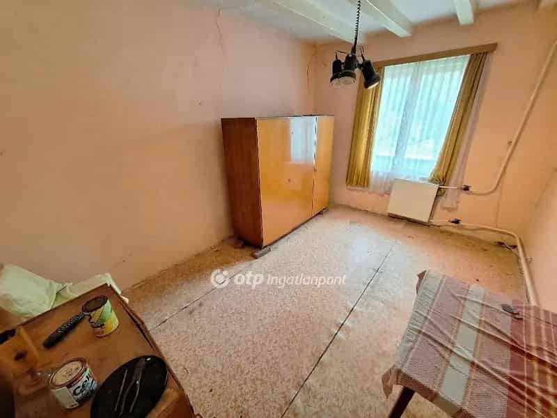Családi ház eladó Nagyréven felújítandó 106 m2 1142 m2 telekkel