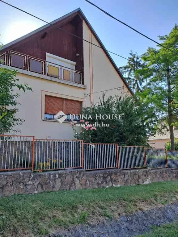 Geresdlaki családi ház eladó - 2 generációnak is ideális