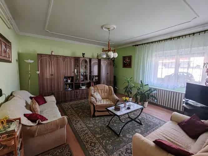 Győri családi ház eladó Szabadhegyen