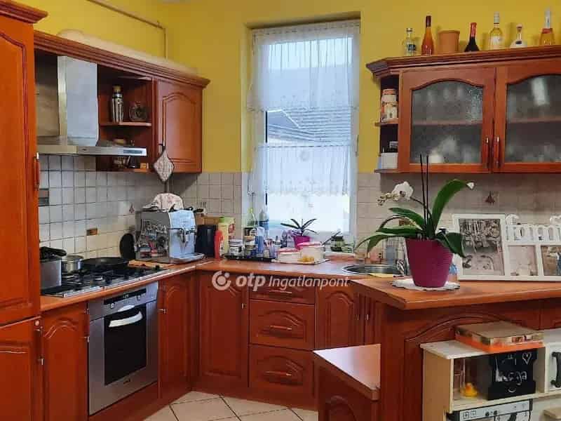 Gyulai 124nm-es 3 szobás sorház eladó Németvároson