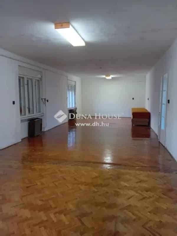 Tiszaalpár - 180 m2-es családi ház vállalkozásra és nagycsaládosoknak