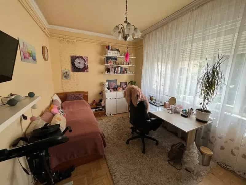 Eladó Kádár-kocka családi ház Rákoscsabán