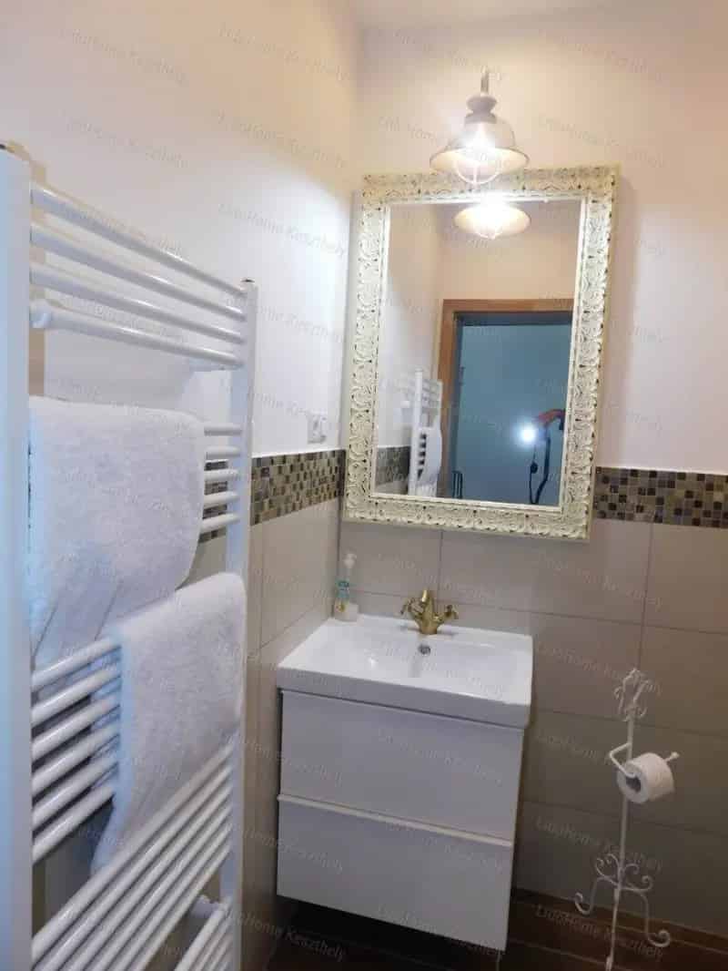 Gyéenesdiási Luxus Apartmanház Eladó