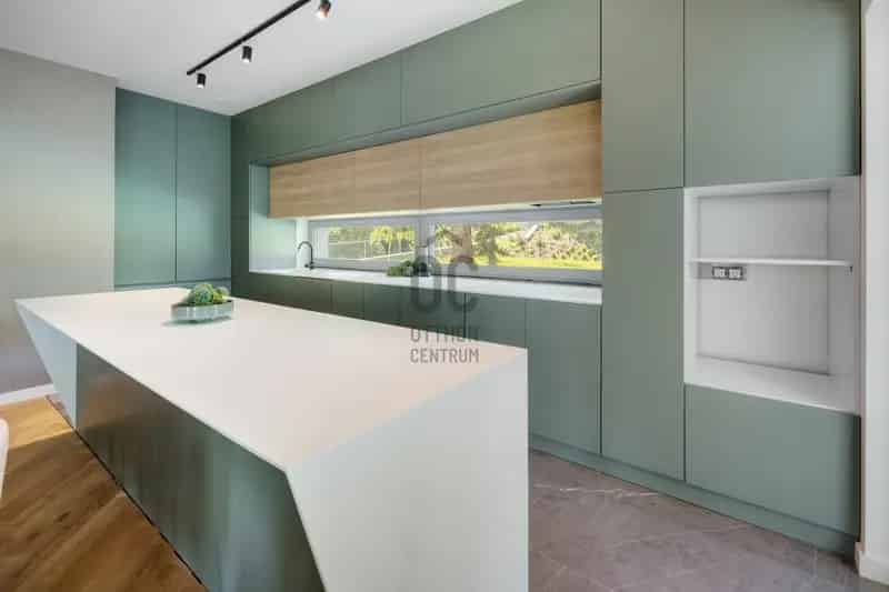 Ferenc-hegy Luxus Családi Ház Eladó 420m2 5 Hálószoba Medence