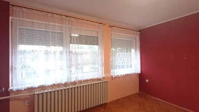 Ház Kiadó , Jászberényi járás, Alföld és Észak