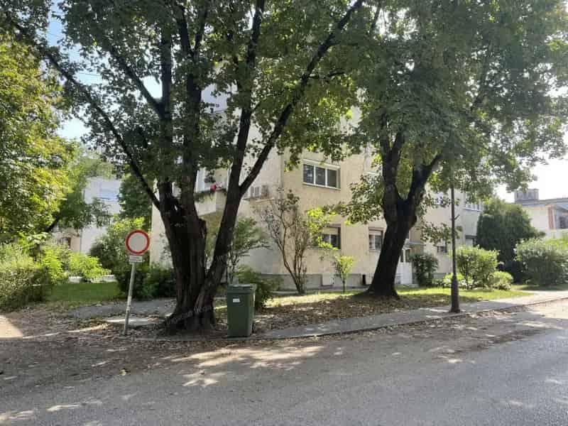 Esztergom Belvárosi Lakás 72 nm 2 Erkéllyel