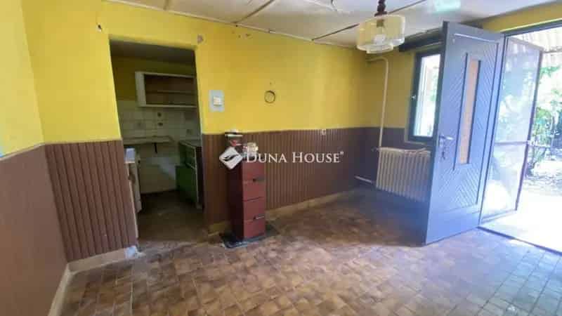 Tápiószele családi ház eladó felújítandó 844m2 telken