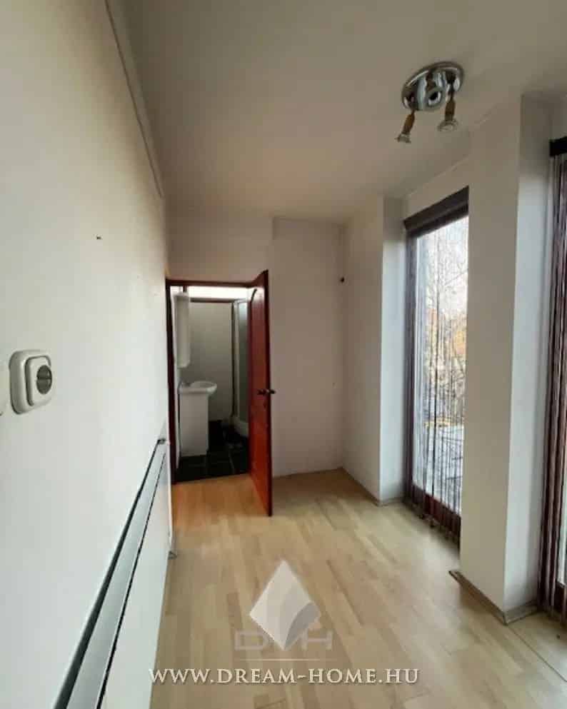 200 m2-es családi ház Dabason 900 m2-es telekkel