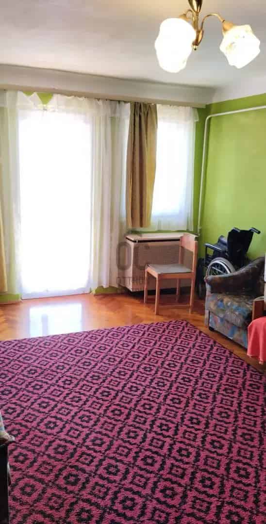 Szolnok Szandaszőlős 225nm-es 3 szintes családi ház eladó