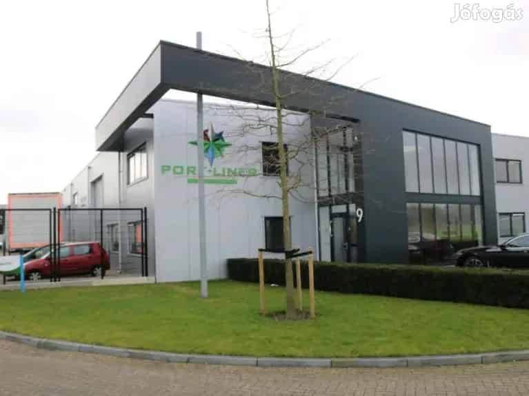 Bontott 1125 m2-es Csarnok Elado Keszthelyen